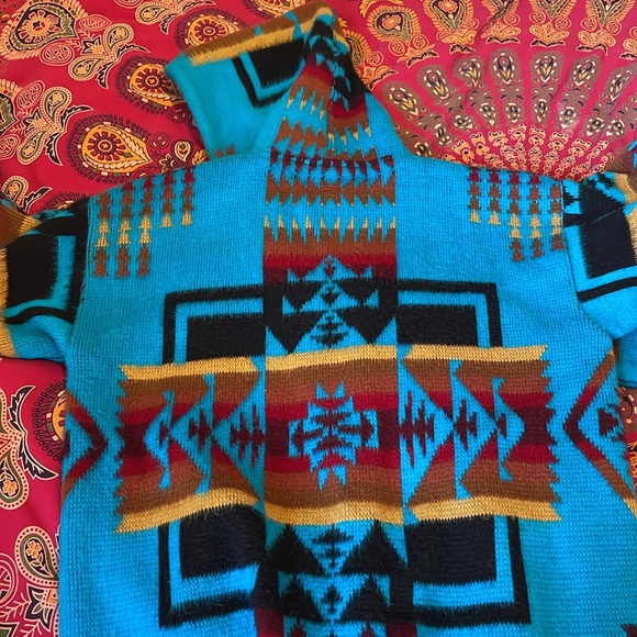 Tribal printed wool sweater 🪼🩷 - Picture 6 of 6